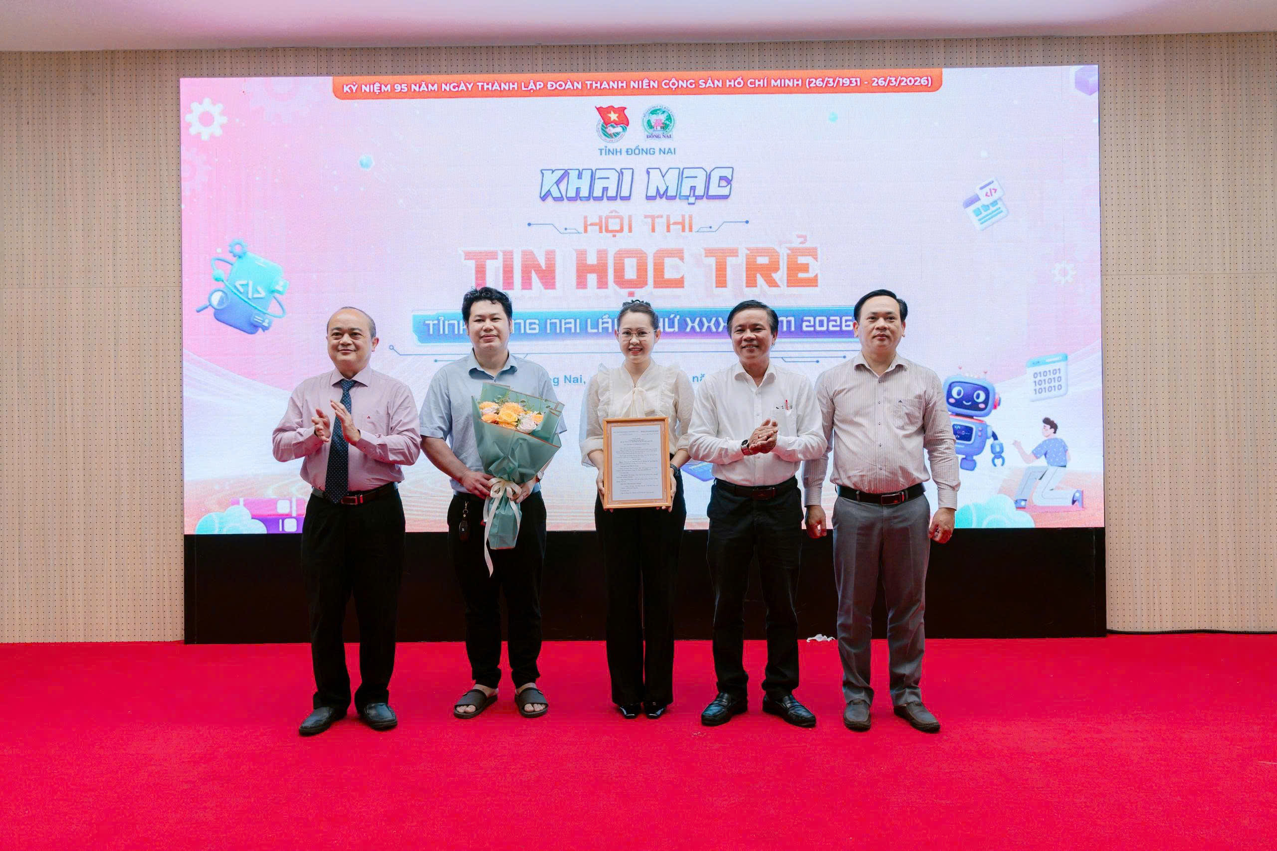 z7673266236687 895418609e5cf32d044f7daf4384c0b5